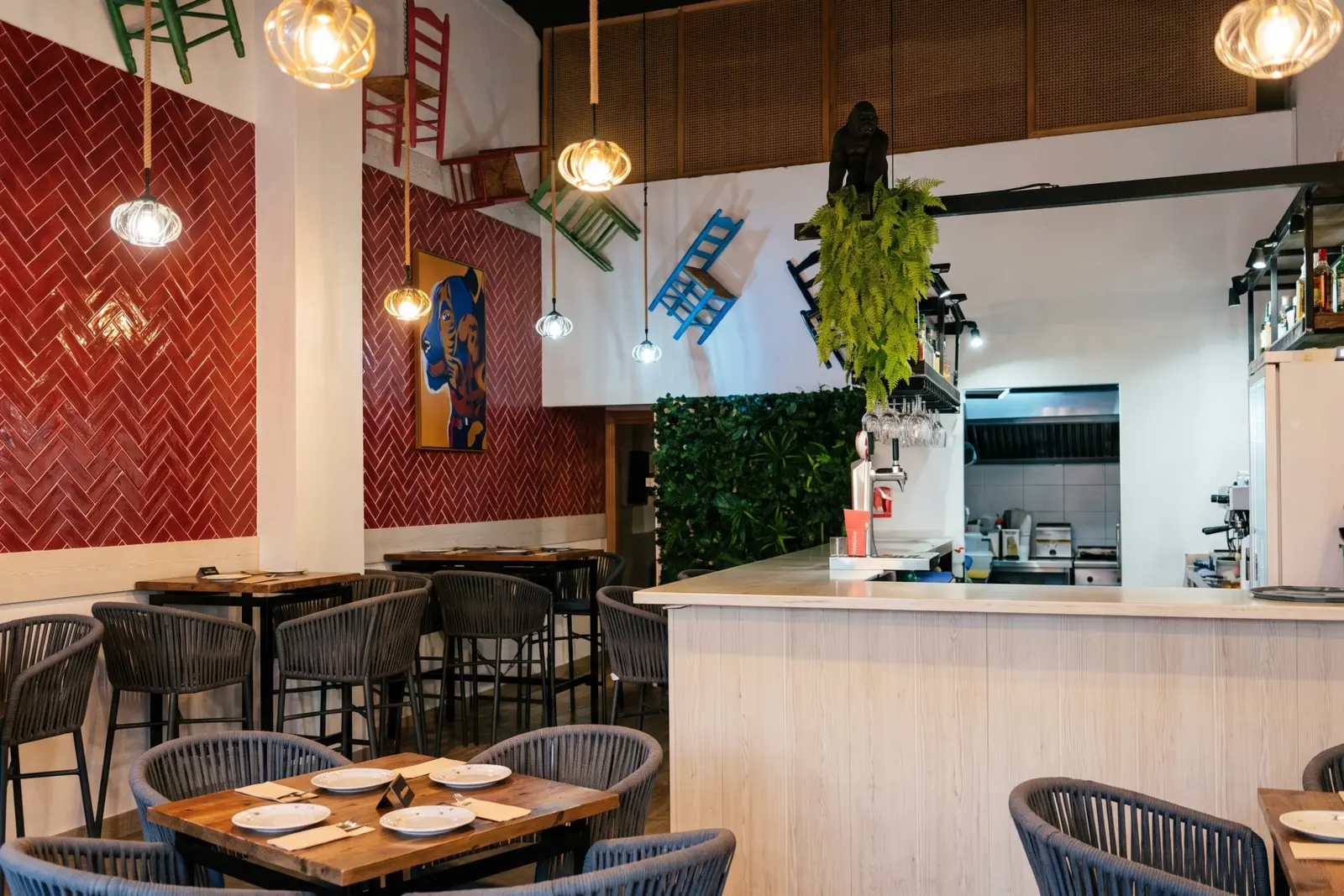Theke im Mi Locura, Tapas-Bar in Mairena del Aljarafe
